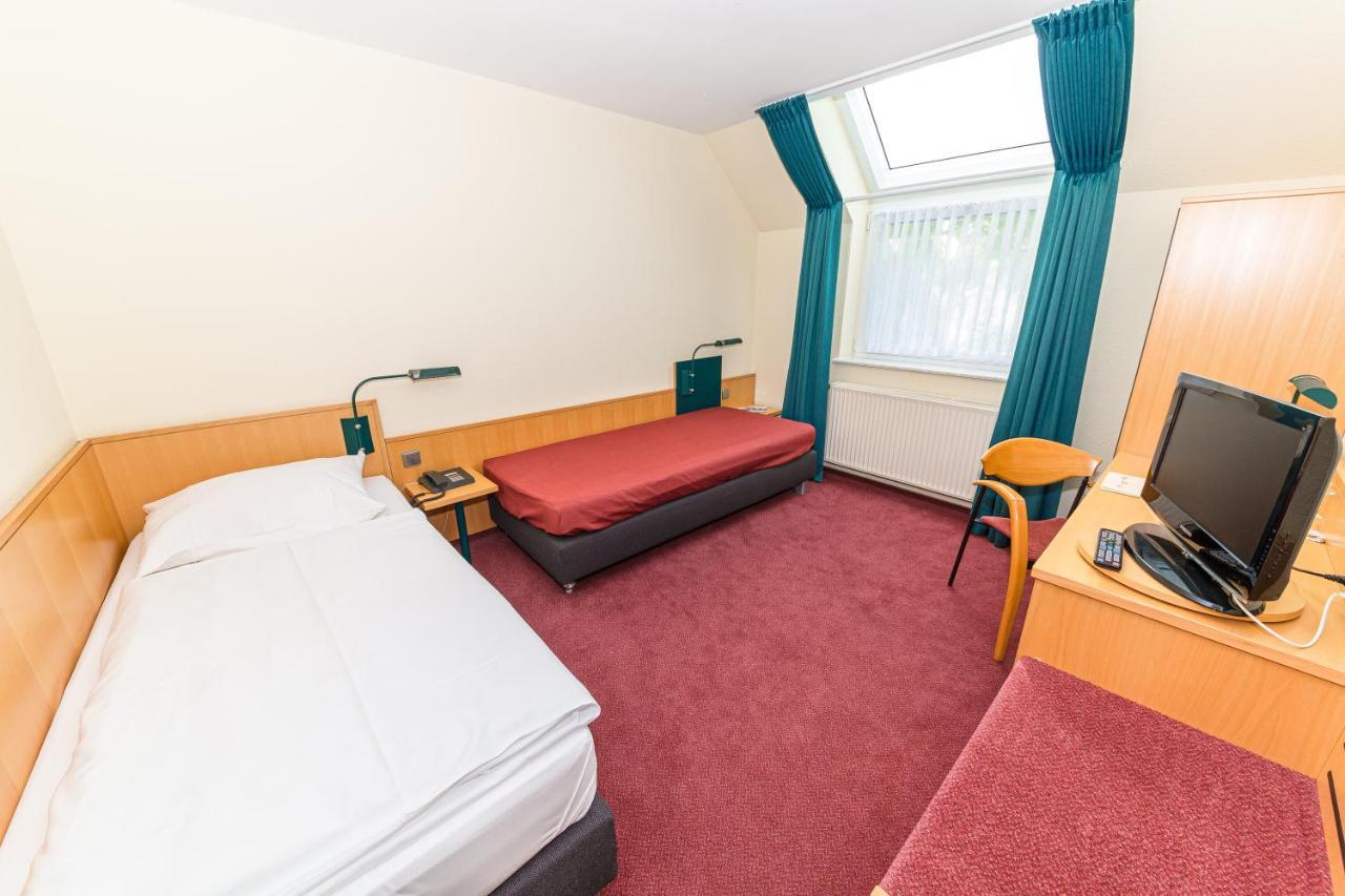 Akzent Parkhotel Trebbin Bagian luar foto