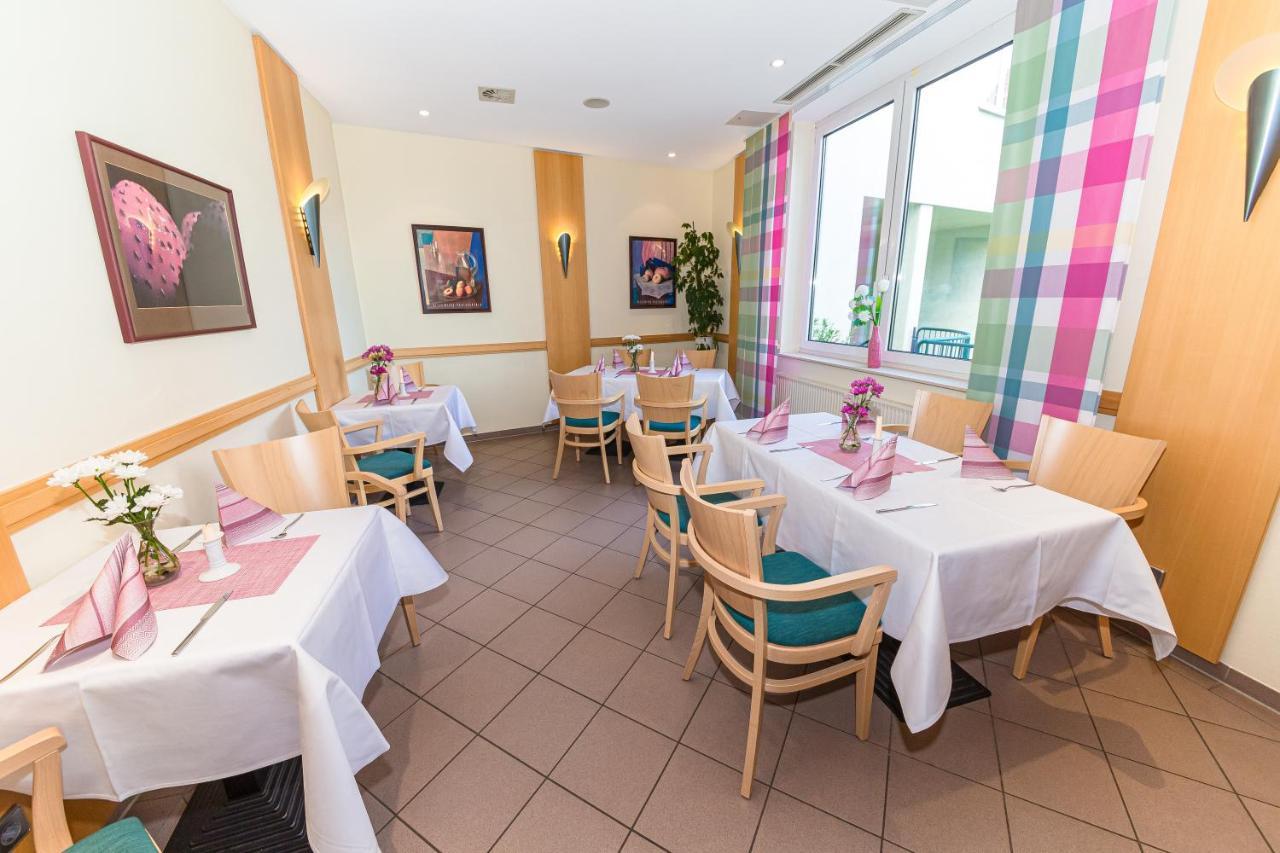 Akzent Parkhotel Trebbin Bagian luar foto